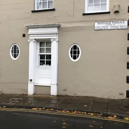 - Bootham Terrace